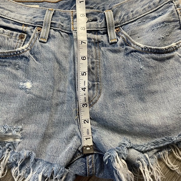 Levi’s 501 Denim Distressed Cutoff Shorts Button Fly size 24‎ - Picture 7 of 8